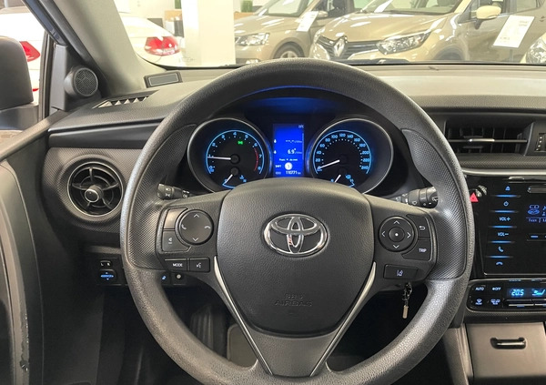 Toyota Auris cena 49900 przebieg: 110770, rok produkcji 2017 z Suwałki małe 301